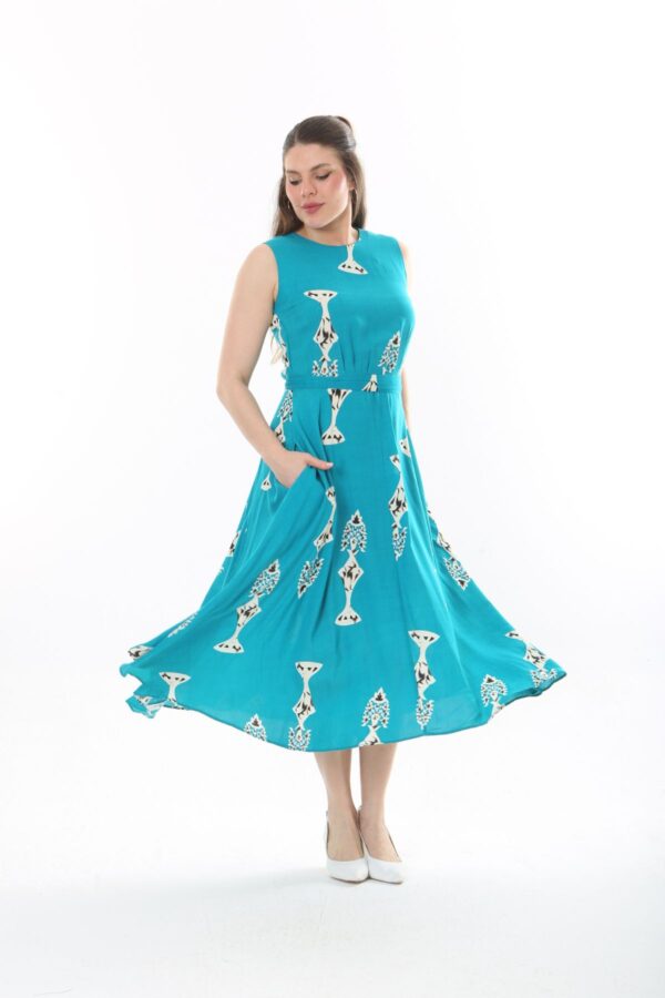 Sleeveless tie-front unlined viscose dress