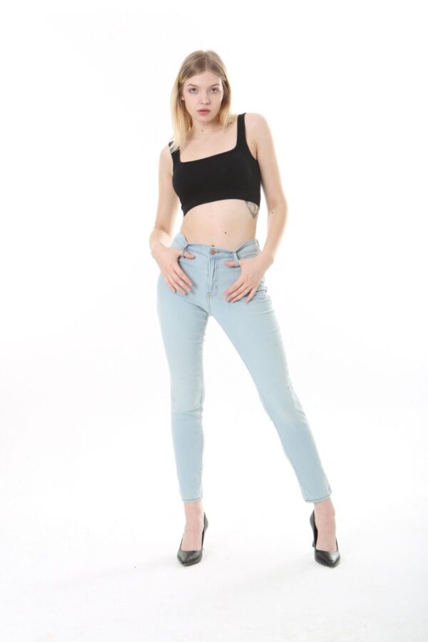 Slim Fit  whiteblue Jeans