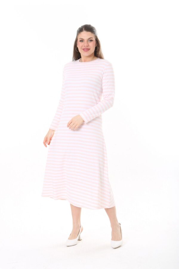Long Round Necked Cotton/Polyester Maxi Dress
