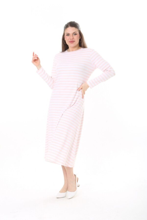 Long Round Necked Cotton/Polyester Maxi Dress