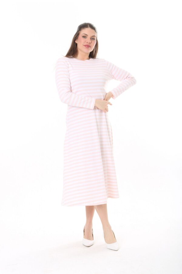 Long Round Necked Cotton/Polyester Maxi Dress