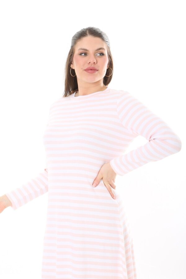 Long Round Necked Cotton/Polyester Maxi Dress