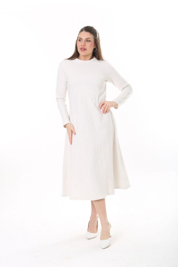 Long Round Necked Cotton/Polyester Maxi Dress